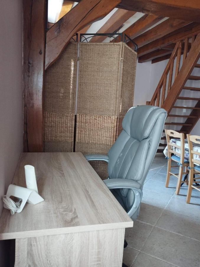 Charmante Petite Maison De Bourg Apartment Autry-le-Chatel Luaran gambar